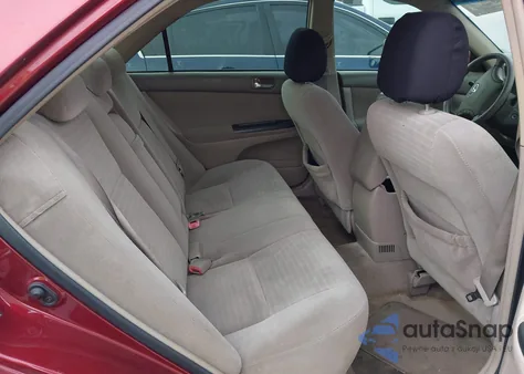 2005 Toyota Camry Le from USA, damaged, VIN 4T1BE32K75U084971